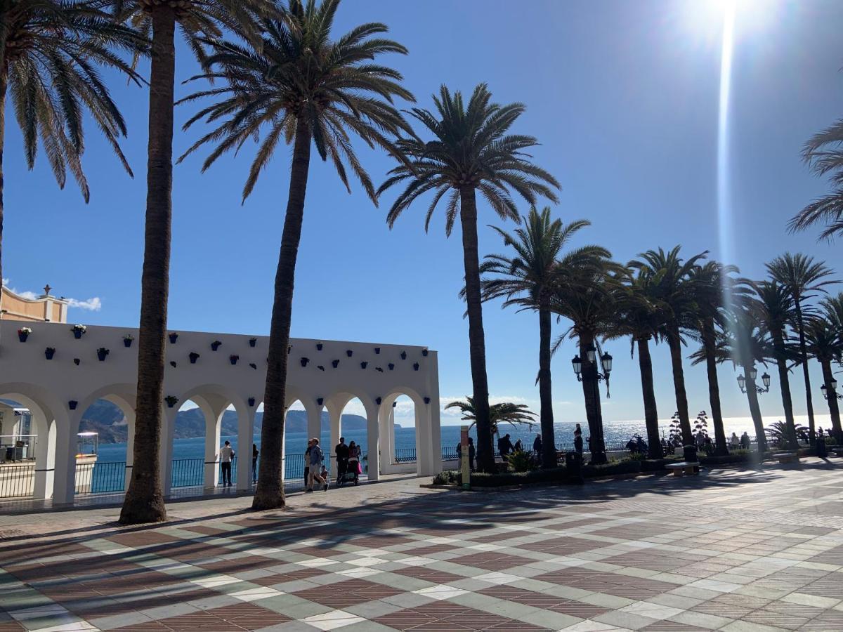 Estudio Con Terraza By Maison Jaken Nerja Eksteriør bilde
